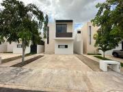 Casa en venta en Leandro Valle, Mérida, Yucatán