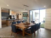 Casa en Venta en Llano Grande, Metepec JL 25 2735
