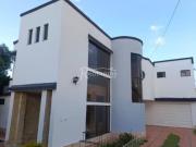 casa en venta en llanogrande. Cod V776506