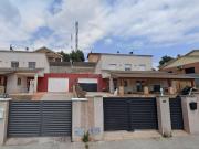 Casa en venta en Lliçà d´Amunt. Oportunidad para...
