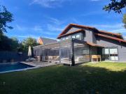 Casa en venta en LO BARNECHEA