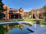 Casa en venta en LO BARNECHEA