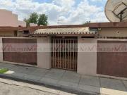 Casa en venta en Lolyta, Guadalupe, Nuevo León