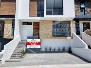 CASA EN VENTA EN LOMALTA, TRES MARIAS