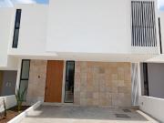 CASA EN VENTA EN LOMALTA TRES MARIAS MORELIA