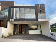 CASA EN VENTA EN LOMALTA TRES MARIAS MORELIA