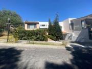 CASA EN VENTA EN LOMAS COUNTRY