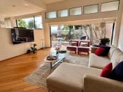 Casa en venta, en Lomas Country Club