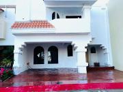 Casa en venta en Lomas de Agua Caliente, Cancún, Baja...