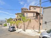 CASA EN VENTA EN LOMAS DE AGUA CALIENTE TIJUANA BC