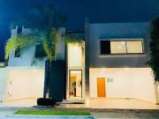 Casa en venta en Lomas de Angel?polis I, San Andr?s Cholula