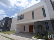 Casa en Venta en Lomas de Angelopolis