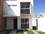 Casa en venta en Lomas de Angelopolis