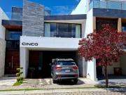 Casa en venta en Lomas de Angelopolis Cascatta