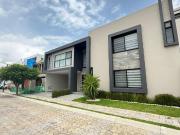 Casa en venta en Lomas de Angelopolis Cascatta, Parque...