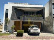 Casa en Venta en Lomas de Angelópolis Gran Reserva...