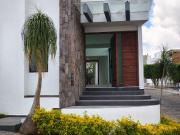 Casa en Venta en Lomas de Angelópolis II | 4 recamaras...