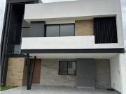 Casa en Venta en Lomas de Angelópolis II, San Andrés...