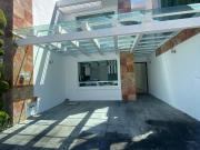 CASA EN VENTA EN LOMAS DE ANGELOPOLIS III