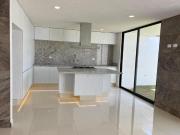 Casa en venta en Lomas de Angelopolis III, 3 recamaras