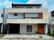 Casa en Venta en Lomas de Angelópolis III