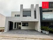 Casa en Venta en Lomas de Angelópolis III