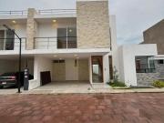 Casa en venta en Lomas de Angelopolis III, Cascatta...