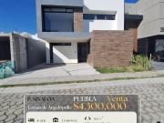 Casa en venta en Lomas de Angelopolis III, Cascattas 4...