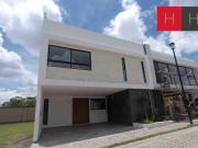 Casa en Venta en Lomas de Angelópolis III, Parque Nayarit