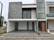 Casa en venta en Lomas de Angelópolis, Ocoyucan, Puebla