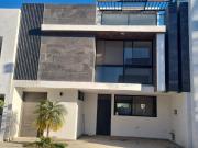 Casa en venta en Lomas de Angelópolis, Ocoyucan, Puebla