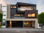 CASA EN VENTA EN LOMAS DE ANGELÓPOLIS PARQUE TERRANOVA...