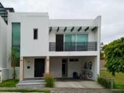 Casa en Venta en Lomas de Angelópolis Privanza, San...