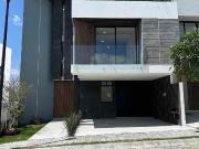 CASA DE VENTA EN LOMAS DE ANGELOPOLIS PUEBLA, HERMOSO...