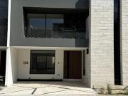 Casa en Venta en puebla lomas de angelopolis parque coahuila