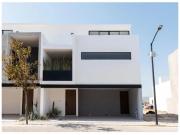 Casa en Venta en Lomas de Angelópolis, Puebla: Ubicación...