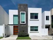 Casa en Venta en Lomas de Angelópolis, San Andrés...