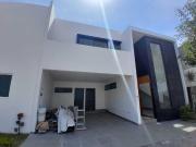 Casa en Venta en Lomas de Angelópolis, San Andrés...