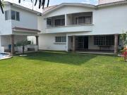 CASA EN VENTA EN LOMAS DE COCOYOC