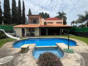 CASA EN VENTA EN LOMAS DE COCOYOC