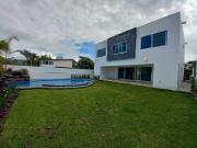 CASA EN VENTA EN LOMAS DE COCOYOC