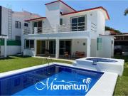 Casa en venta en Lomas de Cocoyoc, Atlatlahucan, Morelos