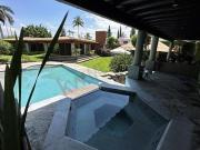 Casa en venta en Lomas de Cocoyoc, una sola planta con...