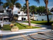 Casa en Venta en Lomas de Comanjilla con alberca