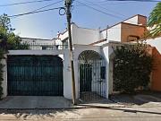 Casa en venta en Lomas de Cortes, Cuernavaca con amplios...