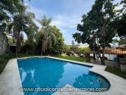 Casa en venta en Lomas de Cuernavaca de 1101 m2 con...
