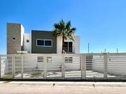 CASA EN VENTA EN LOMAS DE GRAN JARDÍN CASA EN VENTA EN LOMAS DE GRAN JARDÍN