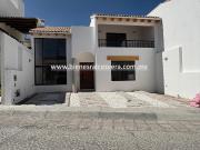 CASA EN VENTA EN LOMAS DE HACIENDA EN TEQUISQUIAPAN. Irene