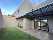 CASA EN VENTA EN LOMAS DE JURIQUILLA.2