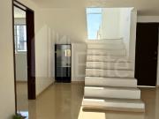 CASA EN VENTA EN LOMAS DE JURIQUILLA